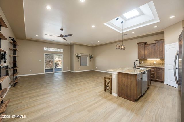 3893 Tayvis Road, Las Cruces, NM 88012