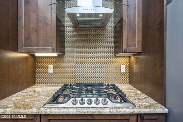 3893 Tayvis Road, Las Cruces, NM 88012