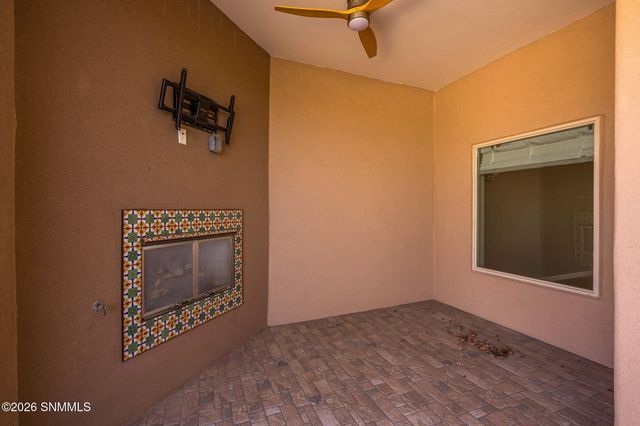 3893 Tayvis Road, Las Cruces, NM 88012