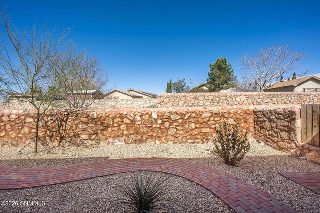 3893 Tayvis Road, Las Cruces, NM 88012