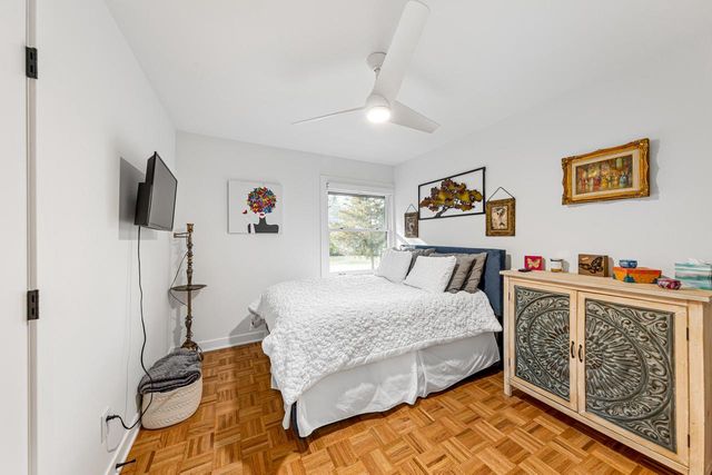 11720 N Austin AVENUE, Mequon, WI 53092