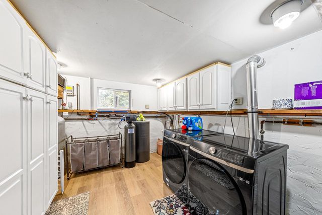 11720 N Austin AVENUE, Mequon, WI 53092