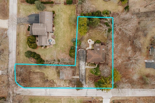 11720 N Austin AVENUE, Mequon, WI 53092