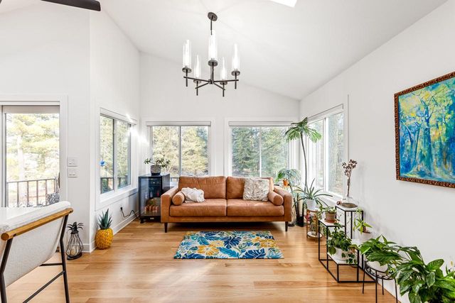 11720 N Austin AVENUE, Mequon, WI 53092