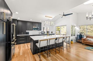 11720 N Austin AVENUE, Mequon, WI 53092