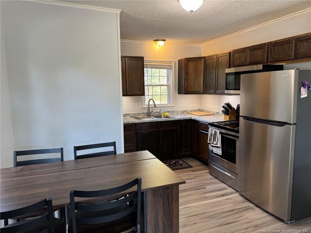 949 Chester Circle, Fayetteville, NC 28303