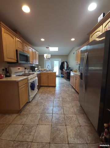 72 Prospect Street A, Ramsey, NJ 07446