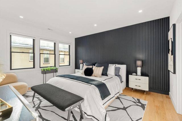 1919 Commonwealth Ave. 1919, Newton, MA 02466