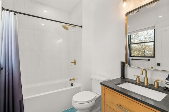 1919 Commonwealth Ave. 1919, Newton, MA 02466