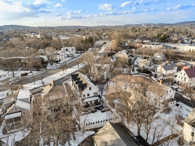 1919 Commonwealth Ave. 1919, Newton, MA 02466