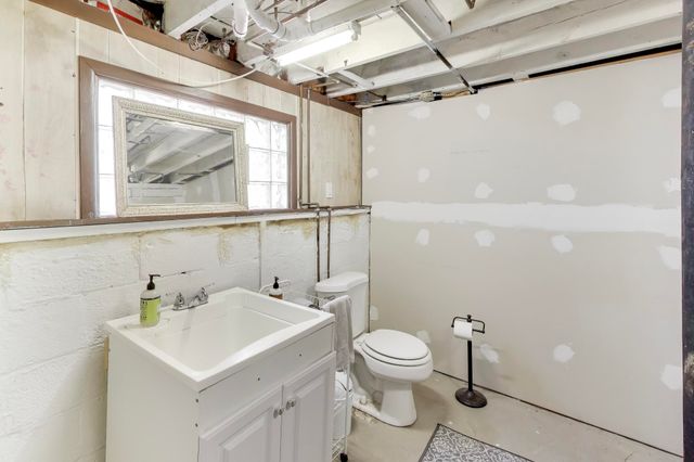 7113 Harrison Avenue, Hammond, IN 46324