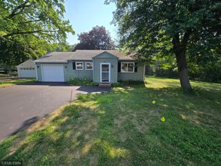 1020 Evergreen Lane N, Plymouth, MN 55441
