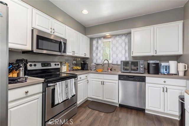 28635 Hoylake Court, Menifee, CA 92586