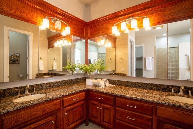 1101 Wb Meyer Parkway, Edmond, OK 73025