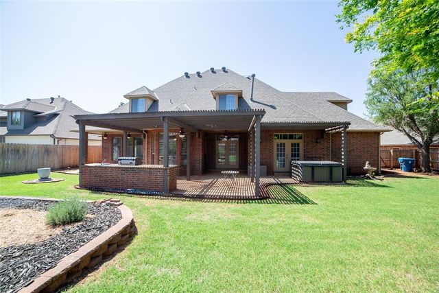1101 Wb Meyer Parkway, Edmond, OK 73025