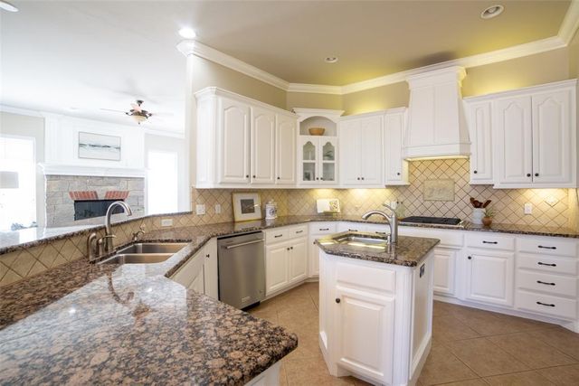 1101 Wb Meyer Parkway, Edmond, OK 73025