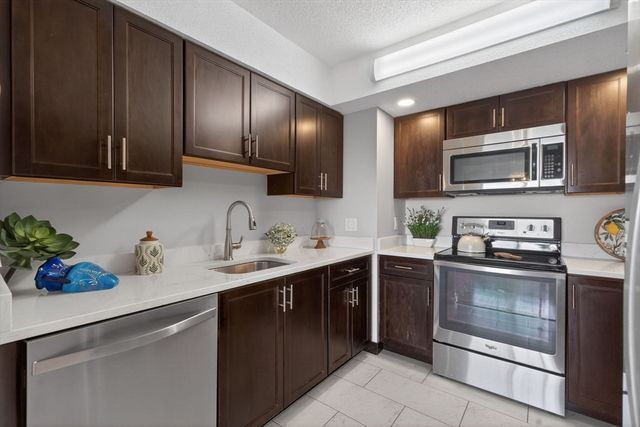 1731 Beacon St 1210, Brookline, MA 02445