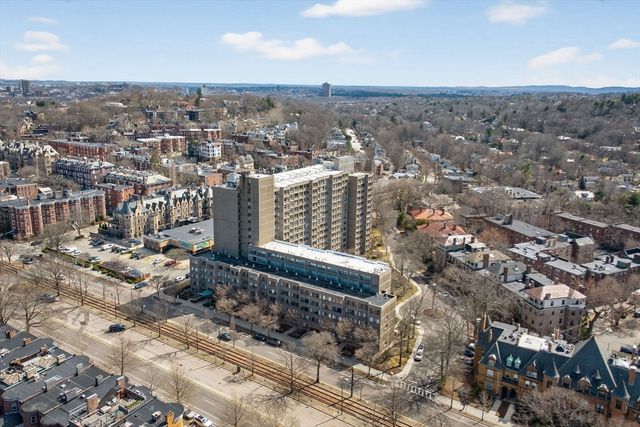 1731 Beacon St 1210, Brookline, MA 02445