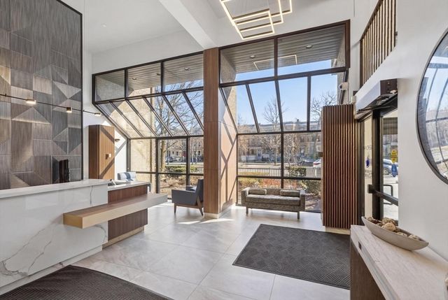 1731 Beacon St 1210, Brookline, MA 02445