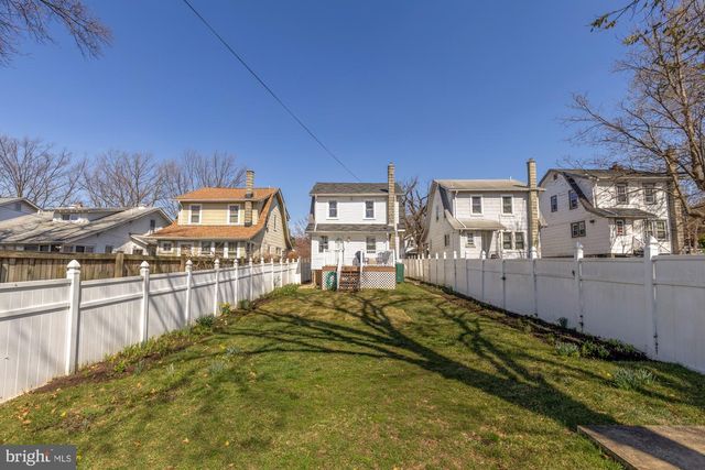 2425 PERRY ST NE, Washington, DC 20018