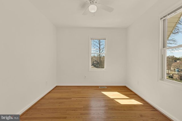 2425 PERRY ST NE, Washington, DC 20018