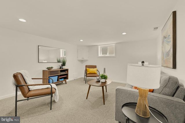 2425 PERRY ST NE, Washington, DC 20018