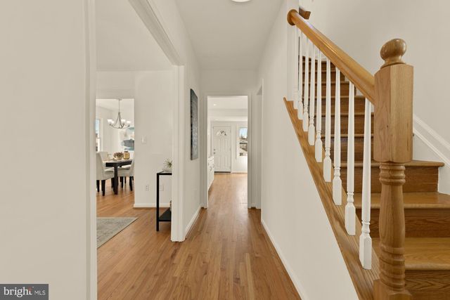 2425 PERRY ST NE, Washington, DC 20018