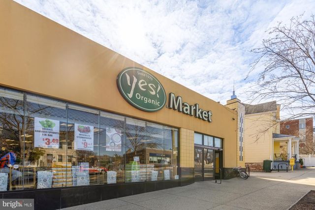 2425 PERRY ST NE, Washington, DC 20018