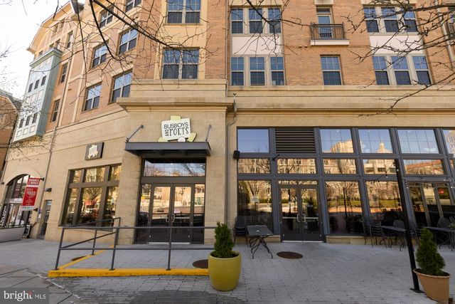 2425 PERRY ST NE, Washington, DC 20018