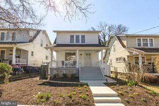 2425 PERRY ST NE, Washington, DC 20018