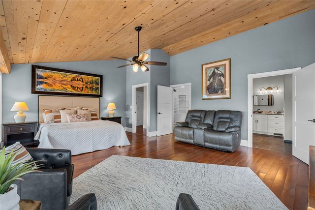 1661 Cerro Gordo E, Santa Fe, NM 87501