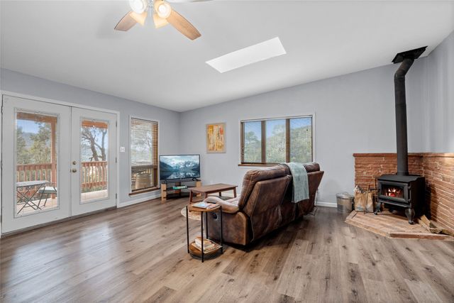 1661 Cerro Gordo E, Santa Fe, NM 87501