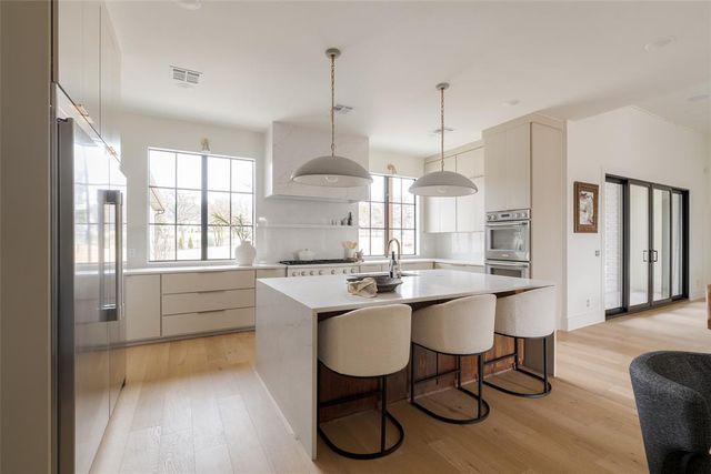 9608 Autumn Park Lane, Oklahoma City, OK 73151