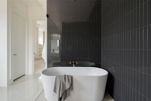 9608 Autumn Park Lane, Oklahoma City, OK 73151