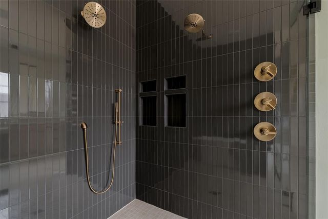 9608 Autumn Park Lane, Oklahoma City, OK 73151