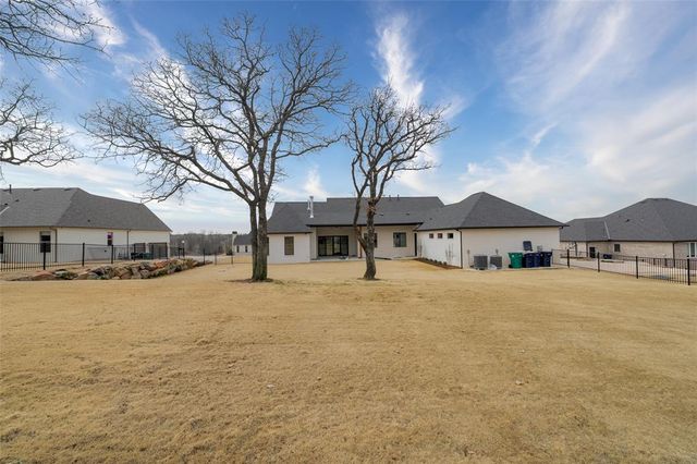 9608 Autumn Park Lane, Oklahoma City, OK 73151