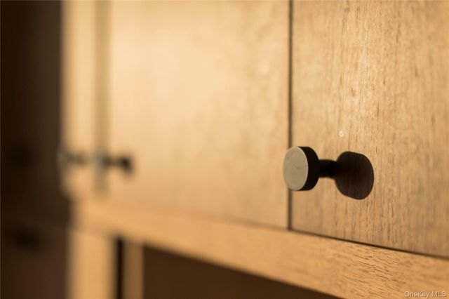 3 Schoolhouse Road, Saugerties, NY 12477