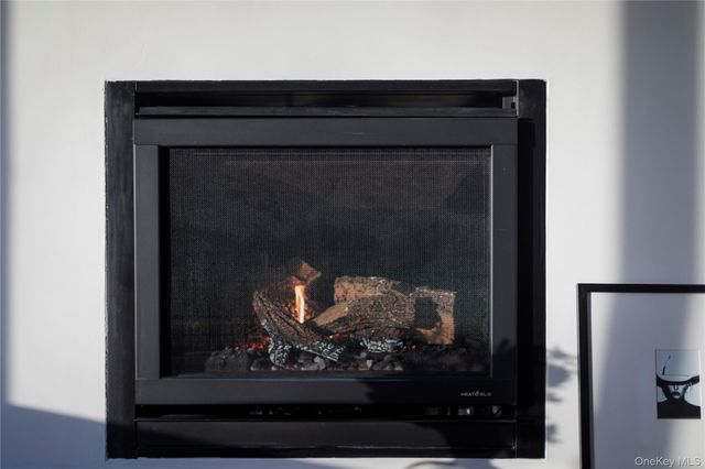 3 Schoolhouse Road, Saugerties, NY 12477