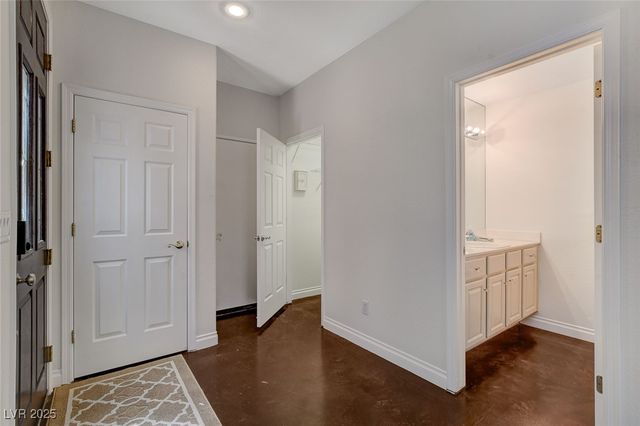 9420 San Laguna Court 104, Las Vegas, NV 89134