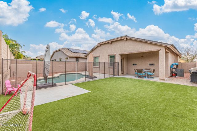 7572 W QUAIL TRACK Drive, Peoria, AZ 85383