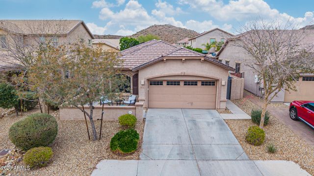 7572 W QUAIL TRACK Drive, Peoria, AZ 85383
