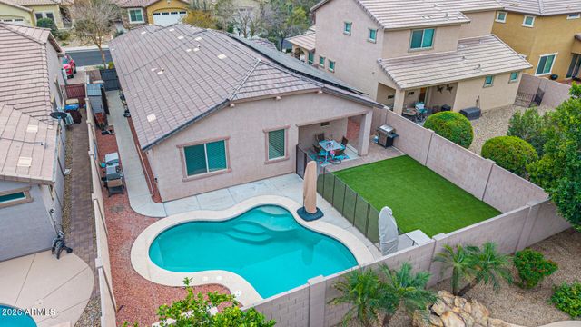 7572 W QUAIL TRACK Drive, Peoria, AZ 85383