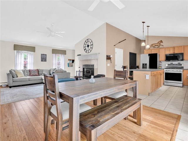 167 Vernon Drive, Glocester, RI 02814
