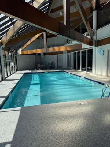 1 Maple Tree Court, Elmhurst, IL 60126