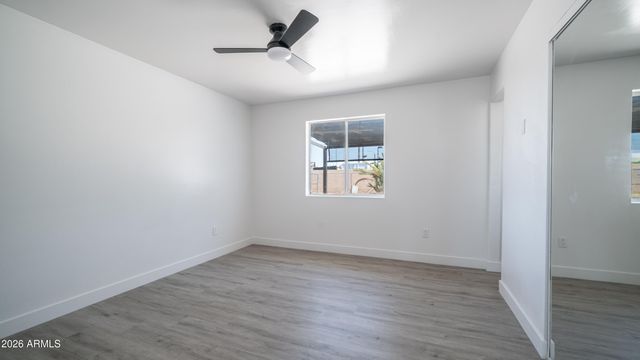 1558 W CRESCENT Avenue, Mesa, AZ 85202