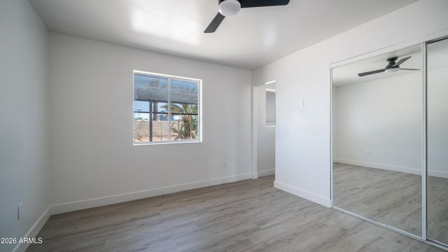 1558 W CRESCENT Avenue, Mesa, AZ 85202