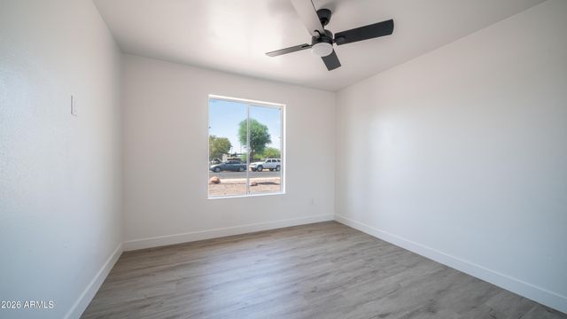 1558 W CRESCENT Avenue, Mesa, AZ 85202