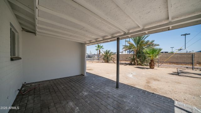 1558 W CRESCENT Avenue, Mesa, AZ 85202