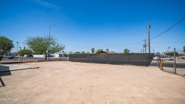 1558 W CRESCENT Avenue, Mesa, AZ 85202