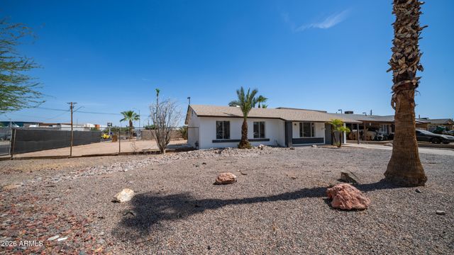 1558 W CRESCENT Avenue, Mesa, AZ 85202